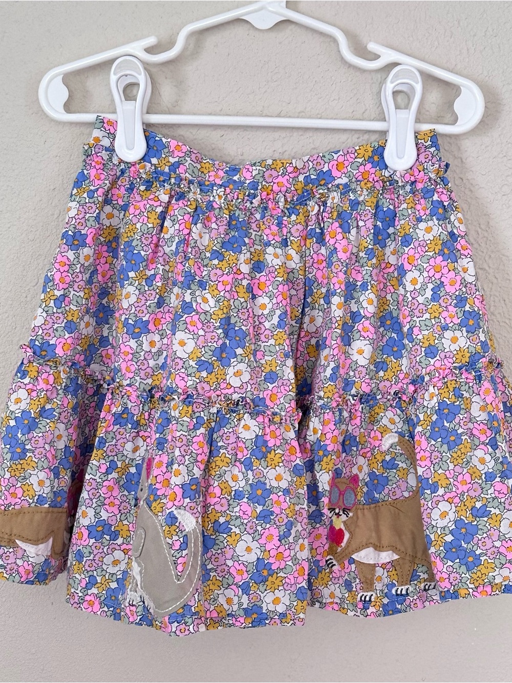 Mini Boden Floral Tiered Skirt with Cat Appliqués